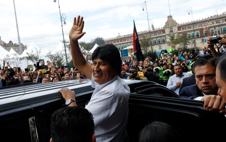 Evo Morales, expresidente de Bolivia, en su primer día de exilio en México