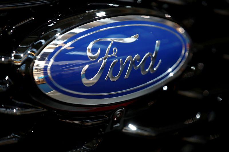IMAGEN DE ARCHIVO. El logo de Ford Motor Co en el Salón del Automóvil de Fráncfort en 2019, Alemania. REUTERS/Wolfgang Rattay/