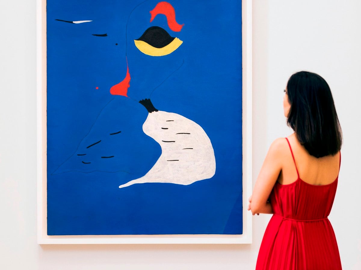 El Miró "Peinture (Femme au chapeau rouge)", vendido por 24,5 ...