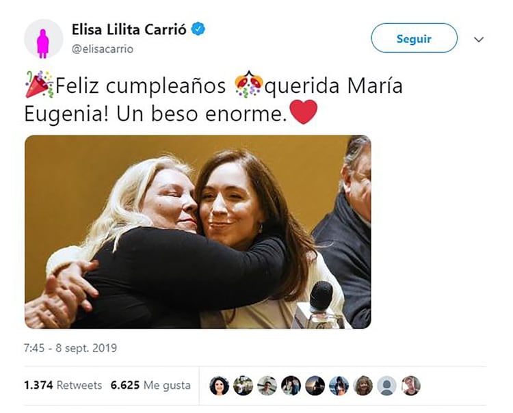 La diputada Elisa Carrió saludó a la mandataria por su cumpleaños (@elisacarrio)