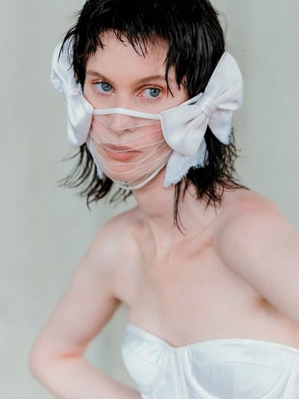 Diseño de mascarilla de tul para vestido de novia (Foto: wiederhoeft.com)