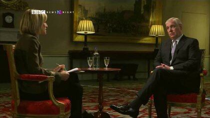 El príncipe en la entrevista con la BBC donde mintió sobre su relación con Epstein y los abusos