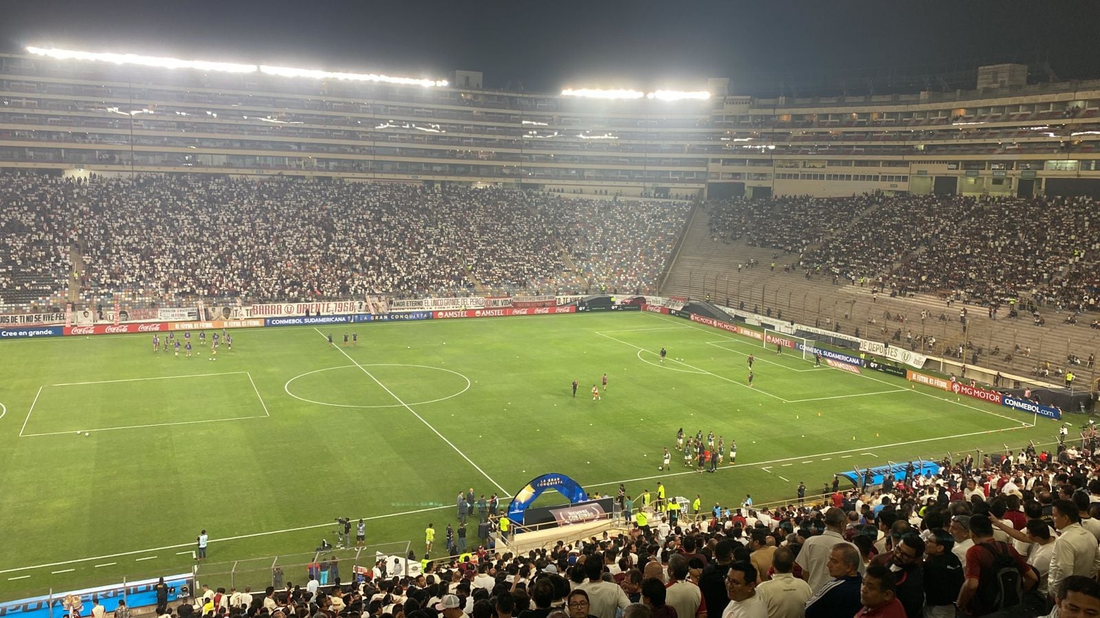 Universitario vs Santa Fe: así luce el estadio Monumental previo al duelo por Copa Libertadores