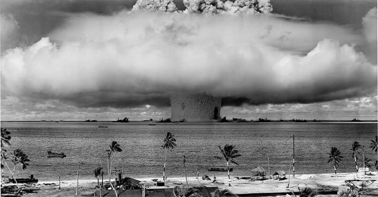 La prueba nuclear realizada en Estados Unidos en 1954. Las consecuencias fueron peores de lo previsto (Foto: Especial)
