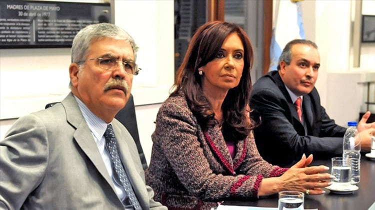 Julio De Vido, Cristina Kirchner y José López (Télam)