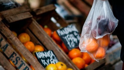 También se registró una caída en la producción de naranjas (EFE/ Juan Ignacio Roncoroni/Archivo)
