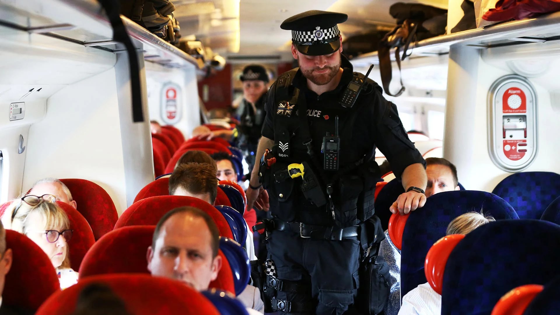 La policía cree que está ganando la carrera por desarticular la célula en Manchester tras haber logrado “progresos significativos” (Reuters)