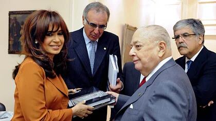 Carlos Blaquier en una reunión con la entonces presidenta Cristina Kirchner