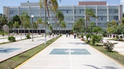 El Hospital General Regional Número 17 del IMSS en Cancún se mantiene un foco de infección debido a un brote intrahospitalario (Foto: ladenunciaonline)