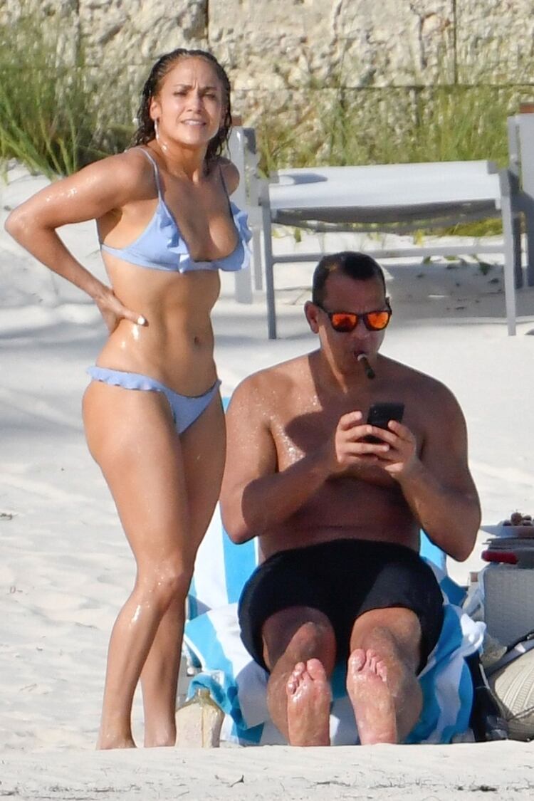 Jennifer López y Alex Rodríguez disfrutando de unas vacaciones en Bahamas (Grosby)