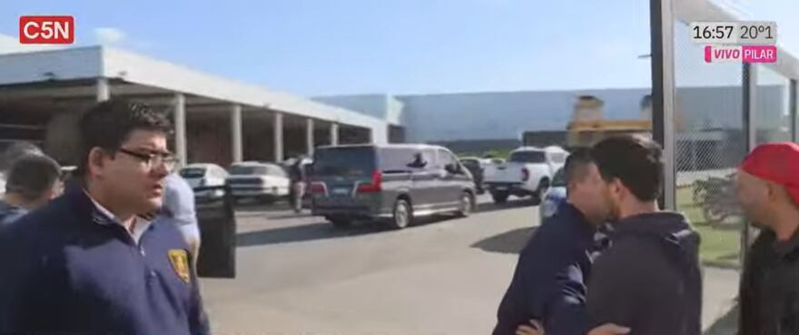 La llegada del ministro y candidato al predio en la provincia de Buenos Aires