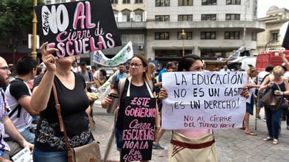 Los gremios docentes imponen cierres de escuelas, por encima de los deseos de alumnos, padres y conjunto de los ciudadanos (Adrian Escandar)