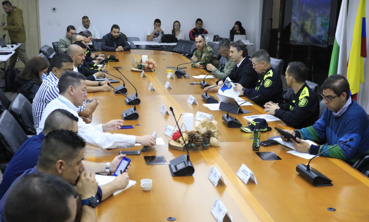 Reunión de seguridad de la Alcaldía de Medellín 1 de diciembre