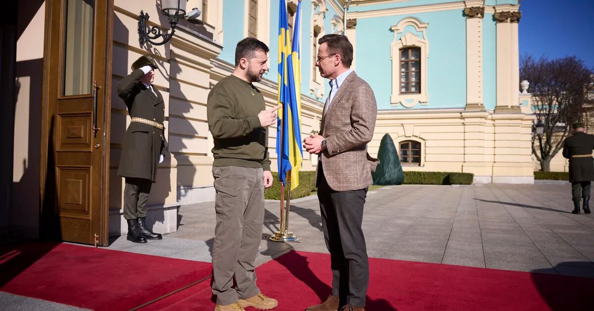 Sweden promises to send cannons to Ukraine ‘as soon as possible’