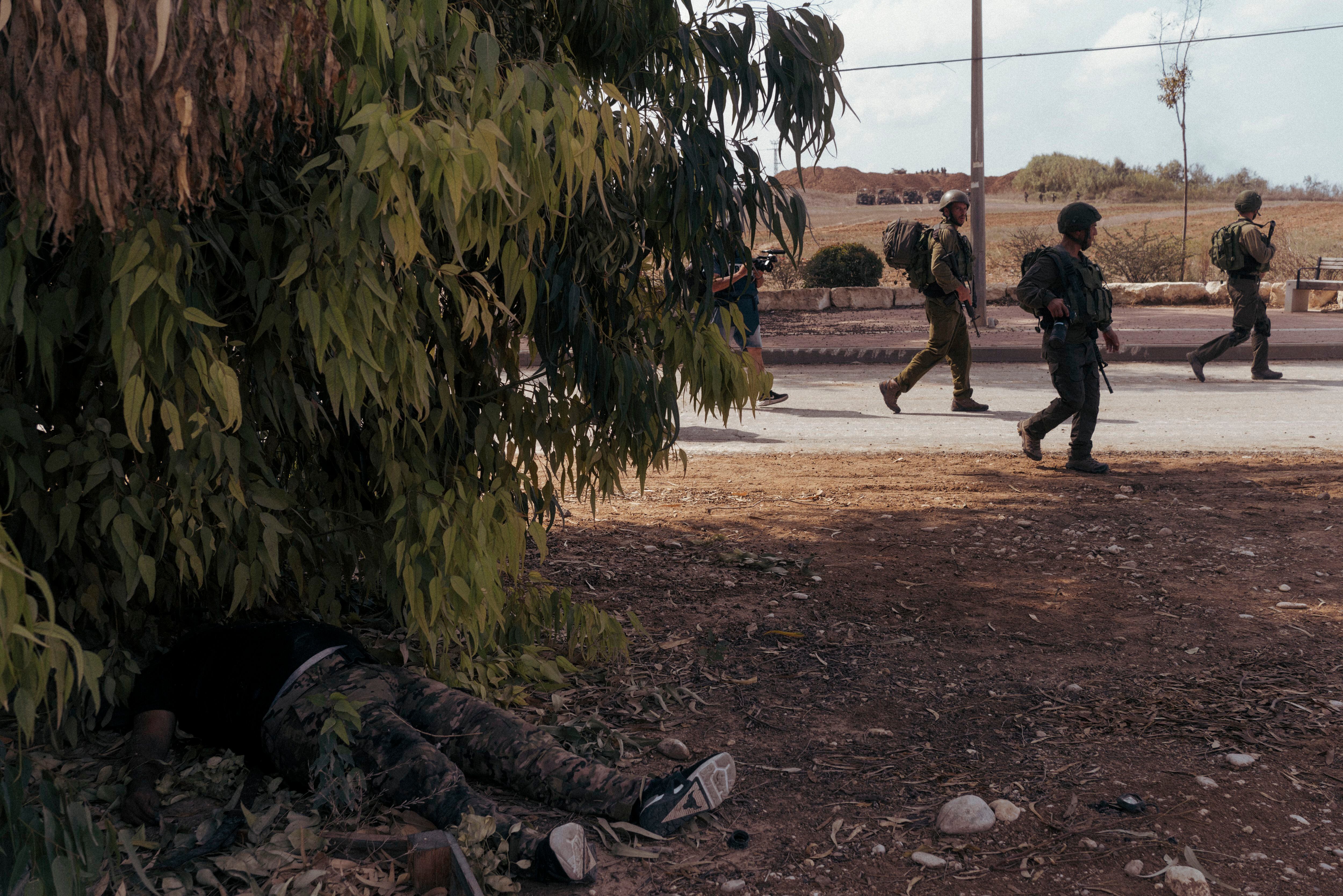 Escenas de una masacre: dentro de una ciudad israelí destruida por Hamas. (The Washington Post/Lorenzo Tugnoli)