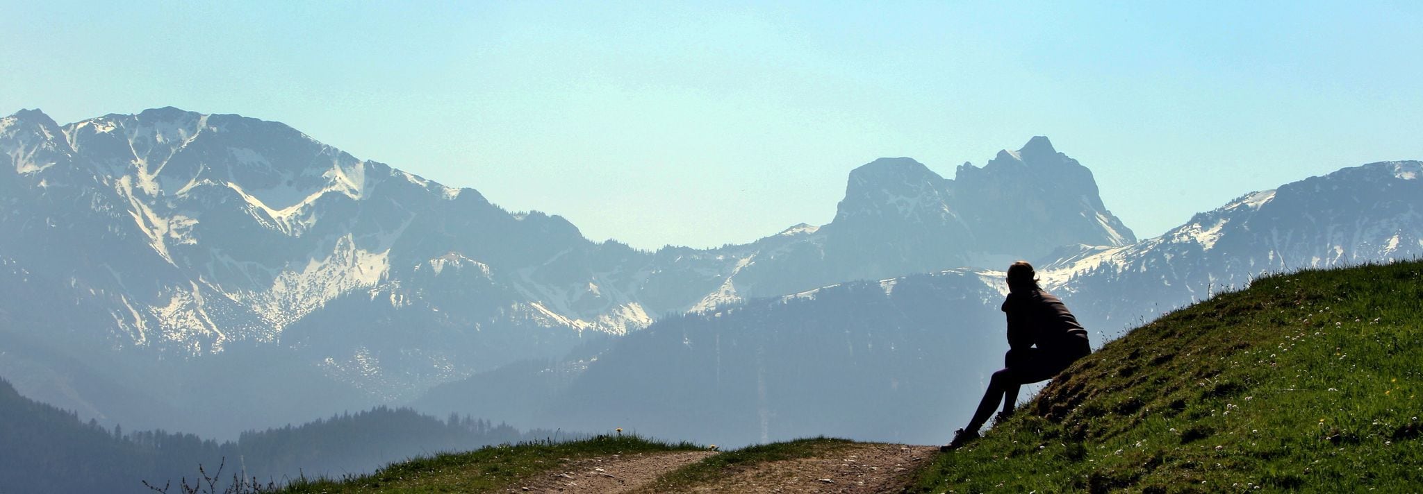 El mal de montaña tiene dos factores clave: la altura a la que se estará y a la velocidad en que se llega (Foto: Karl-Josef Hildenbrand/dpa)