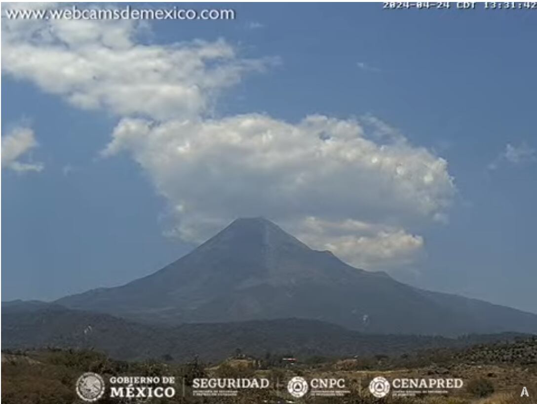 Imagen 1: Volcán de Fuego de Colima, 13:31 h (hora local).