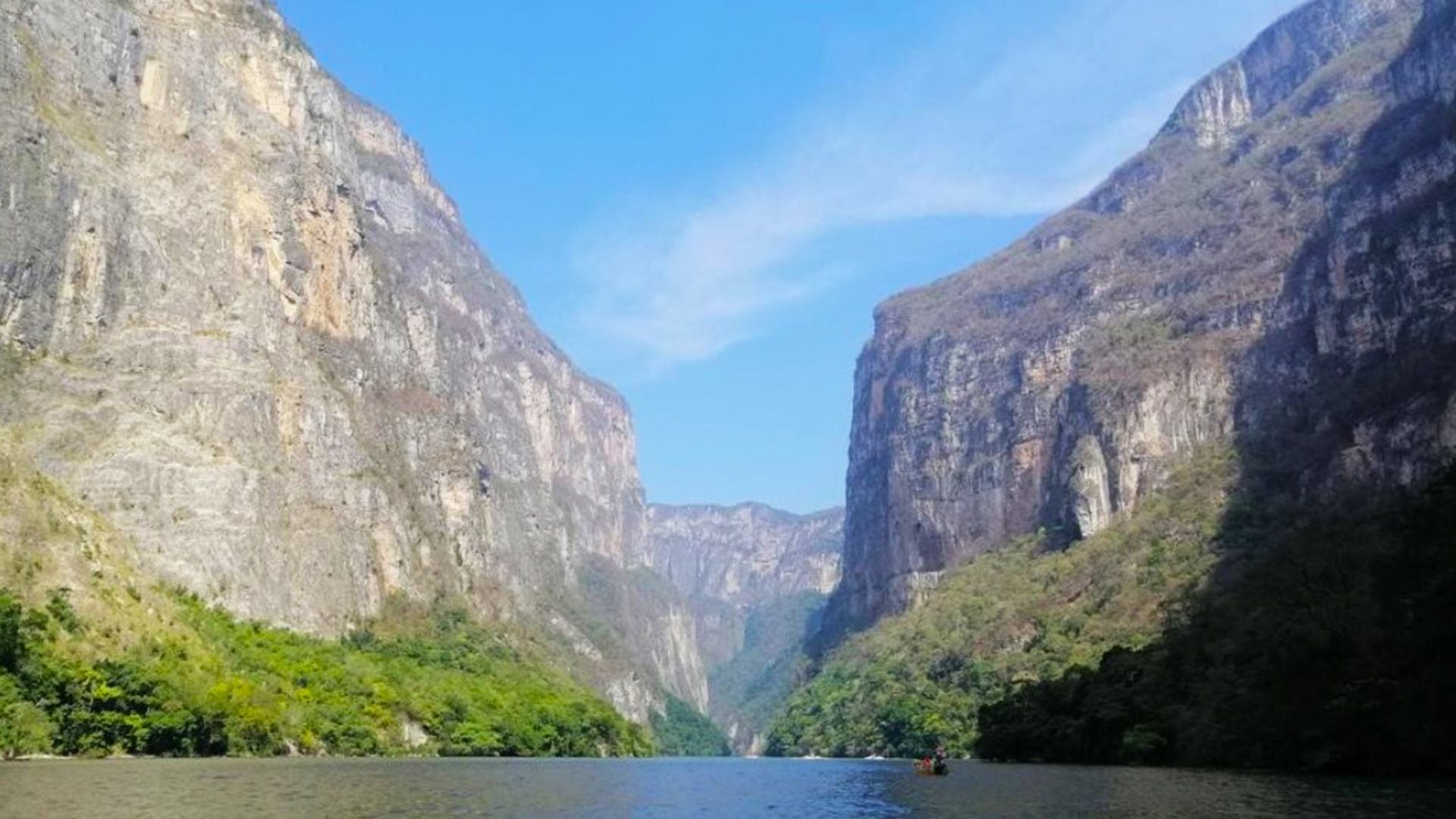 El Cañón del Sumidero es uno de los lugares más visitados en México. (Foto: Twitter@@la_debcris)
