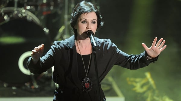 Revelan la autopsia de Dolores O’Riordan, la cantante de rock irlandesa del grupo The Cranberries,