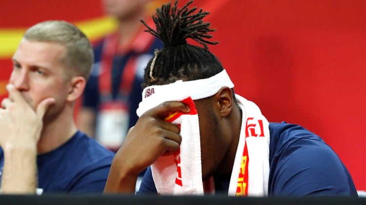 El lamento de Myles Turner tras perder en cuartos de final contra FranciaÂ (REUTERS/Kim Kyung-Hoon)