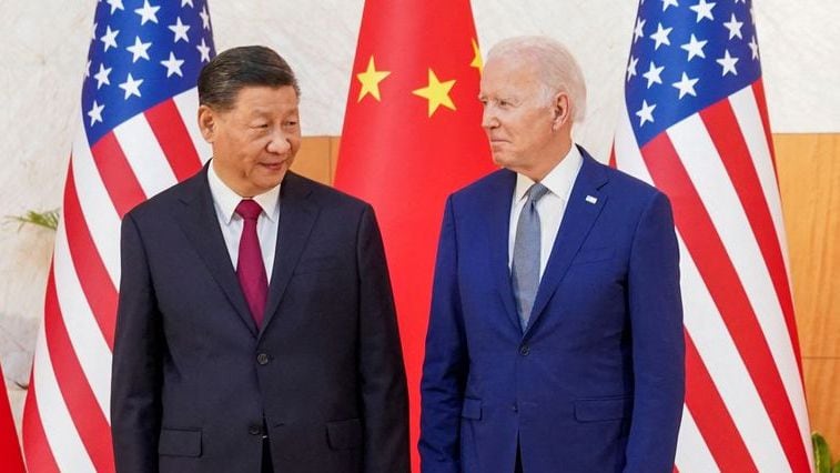 El presidente de EEUU Joe Biden y su par de China Xi Jinping en la cumbre del G20 en Bali, Indonesia