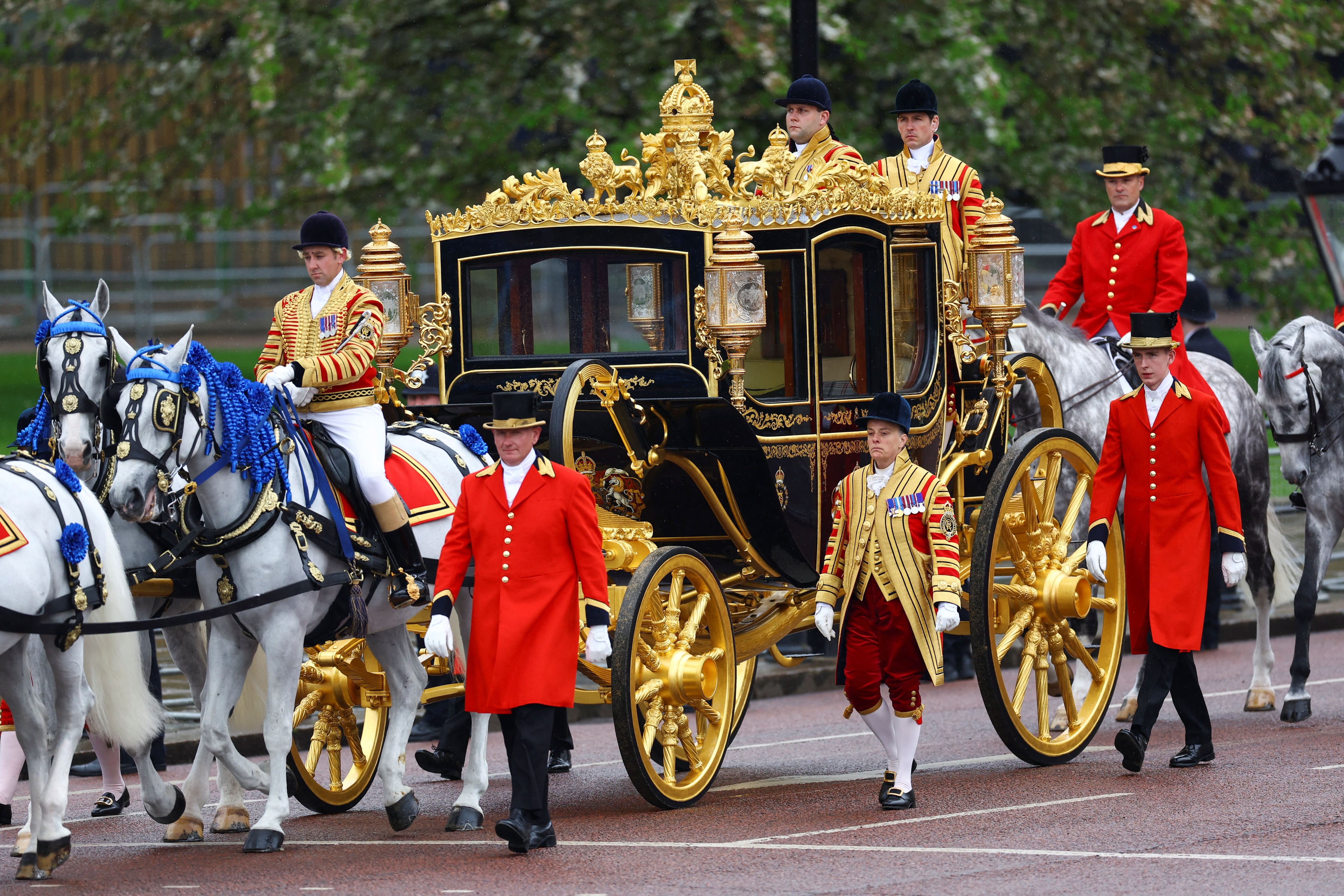 El carruaje del Jubileo de Diamante antes de la ceremonia de coronación del rey Carlos de Inglaterra, en Londres, Gran Bretaña, el 6 de mayo de 2023. REUTERS/Matthew Childs