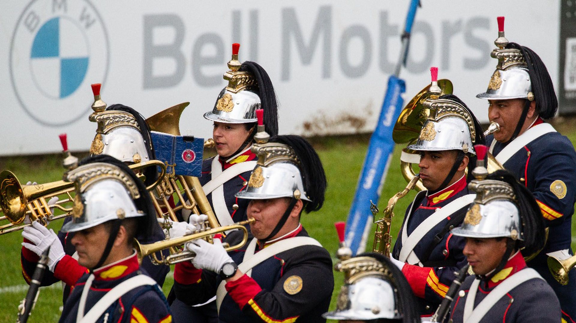 La Banda Militar Ituzaingó, perteneciente al Regimiento 1 de Artillería Brigadier General Mayor Iriarte, fue la encargada de musicalizar el evento