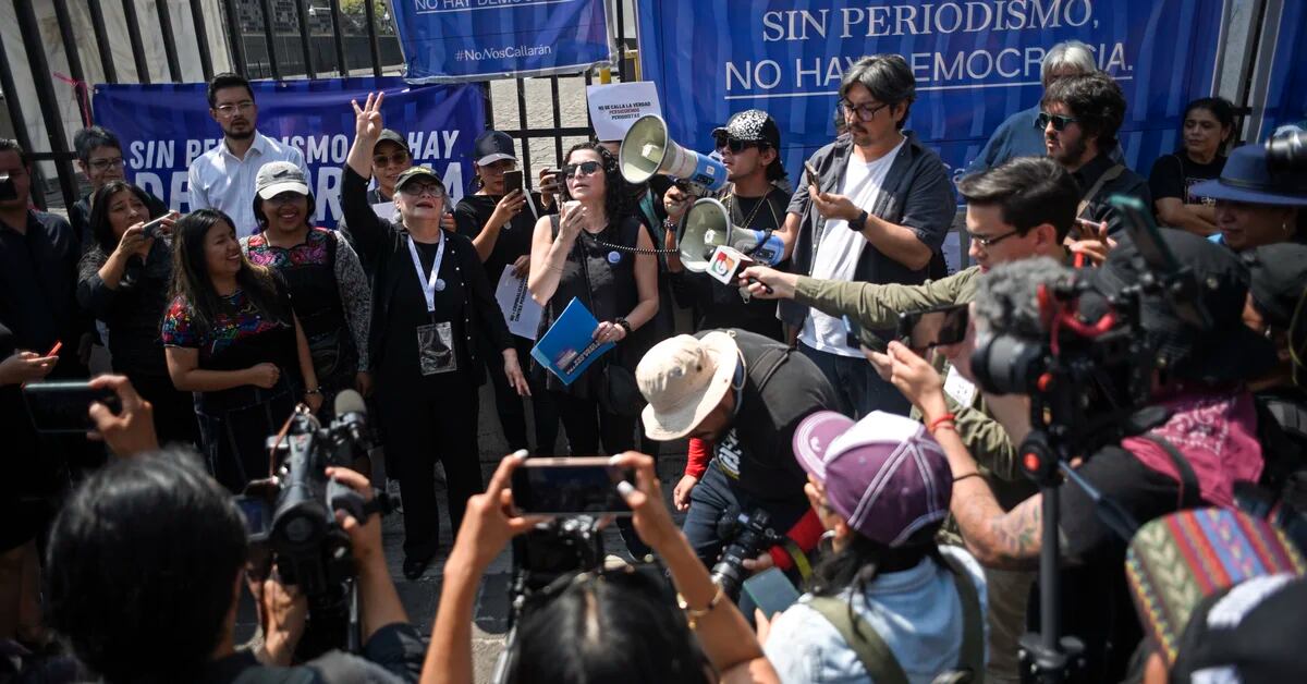 Guatemala: Journalists Seek Amparo Against Criminal Prosecution
