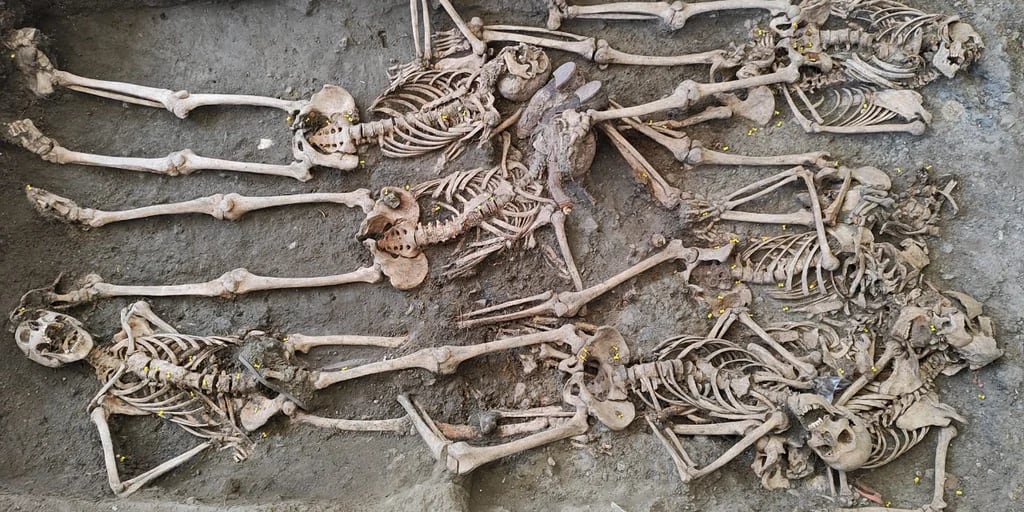 Con disparos y las manos atadas: así han encontrado los restos de 10 personas en una fosa común de Barranco de Víznar (Granada)