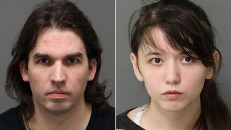 Steven y Katie Pladl fueron arrestados el pasado 27 de enero. El caso se conoció en las últimas horas e indignó a los Estados Unidos (Centro de Detención del Condado de Wake)