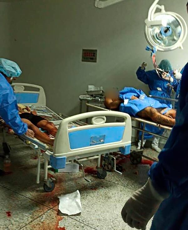 Los médicos piden desesprados insumos porque no tienen con qué tratar a los presos heridos