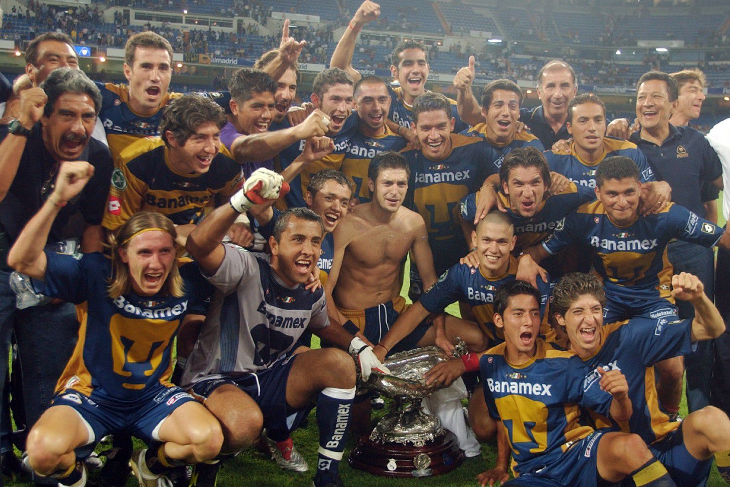 Pumas, obtuvo el trofeo Santiago Bernabeú.