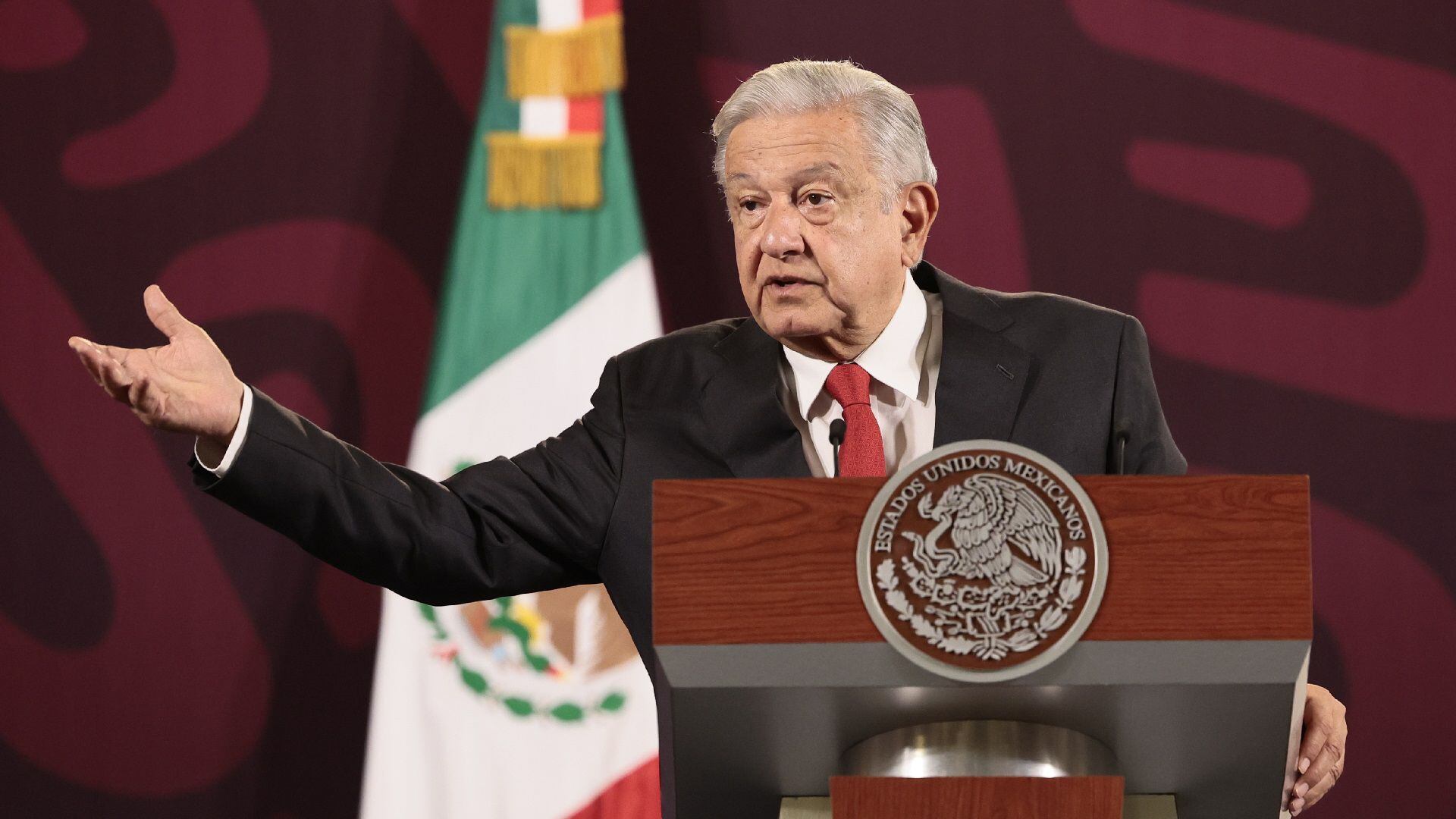 El presidente López Obrador reiteró que el retén se trató de un montaje.