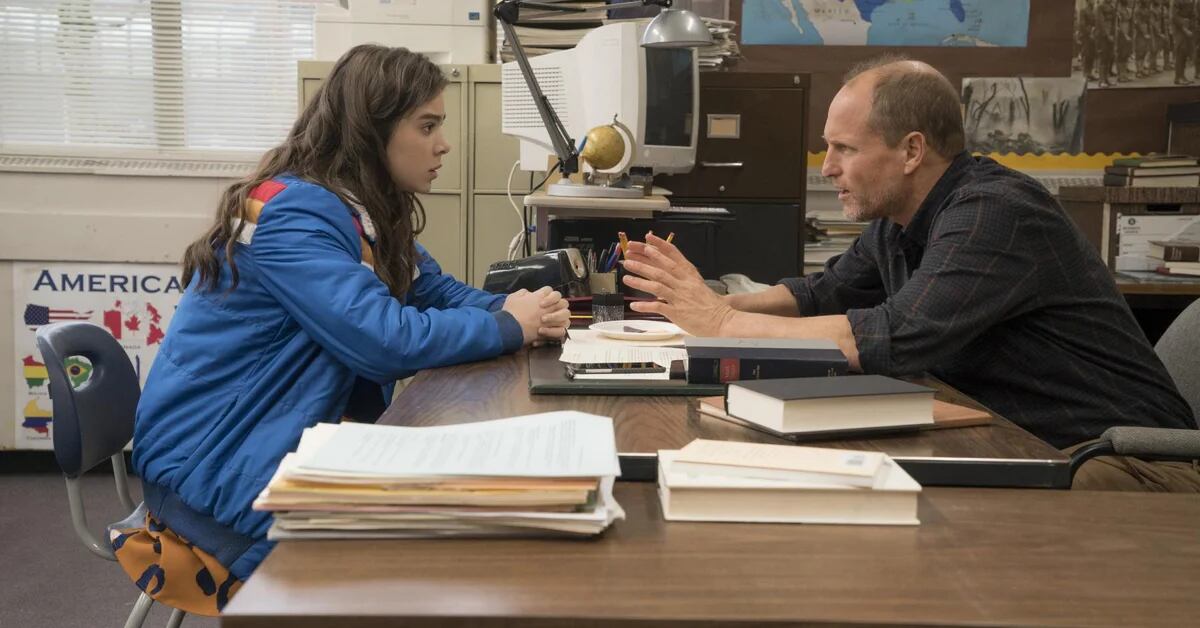 The Hidden Gem Starring Woody Harrelson and Hailee Steinfeld That’s Making a splash on Netflix Today