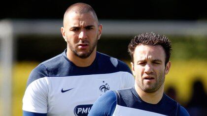 Karim Benzema y Mathieu Valbuena fueron compañeros en la selección de Francia (Foto: Reuters)