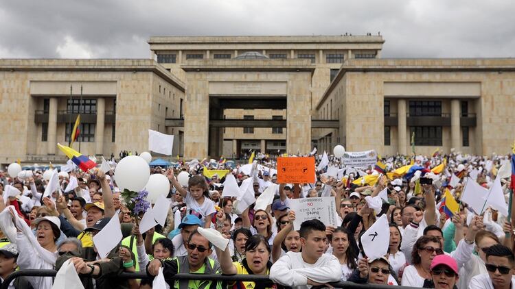 Los colombianos se movilizaron en contra del terrorismoÂ (REUTERS/Luisa Gonzalez)