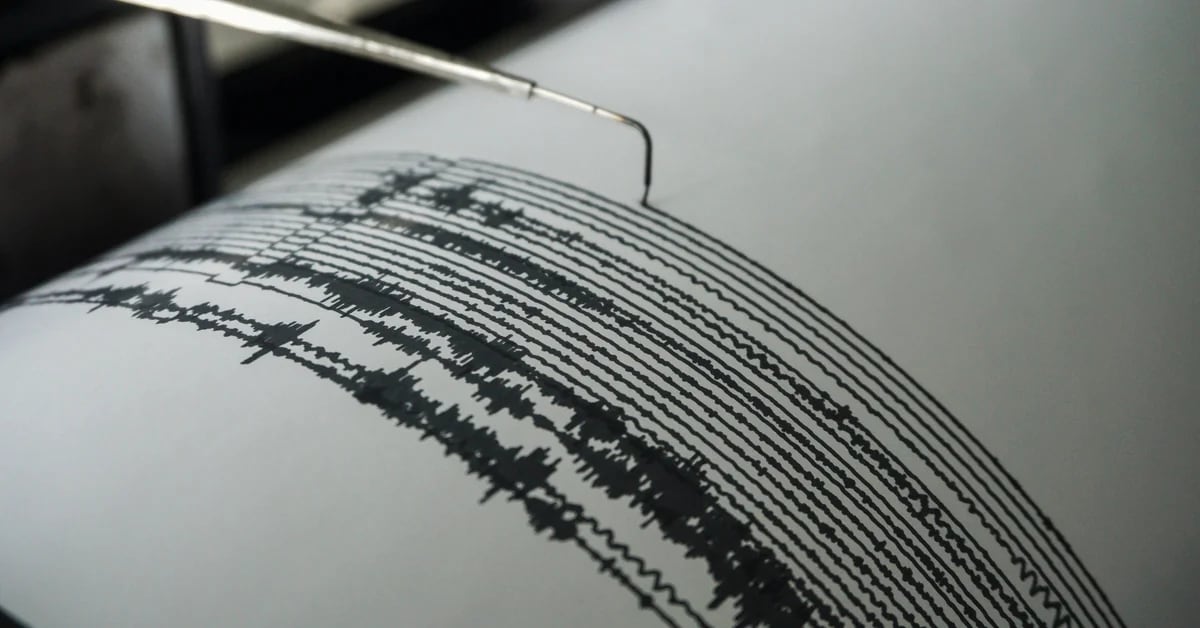 Un sismo de magnitud 5.4 sacudió a México este domingo por la tarde