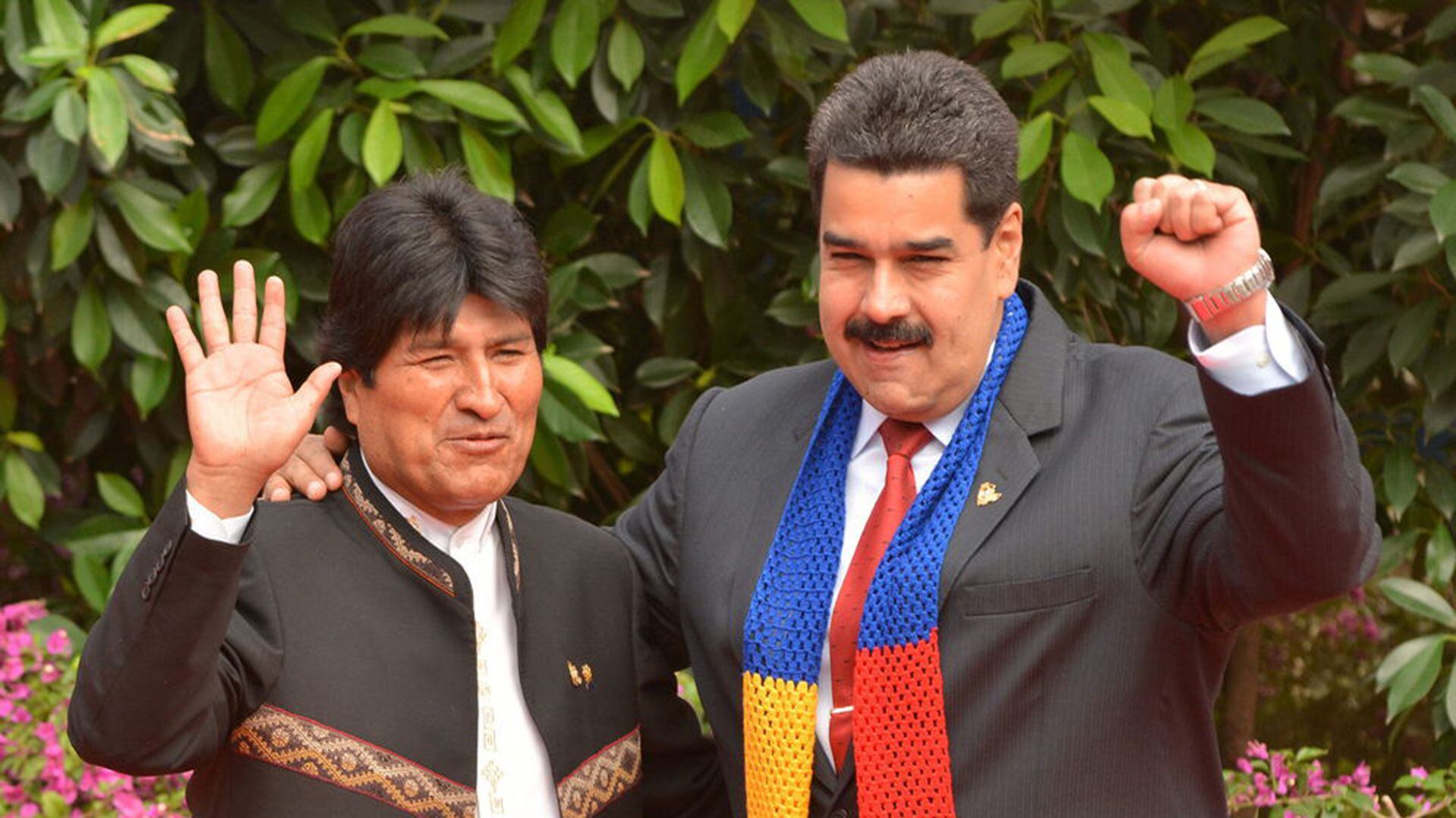 Evo Morales junto a Nicolás Maduro (AFP)  