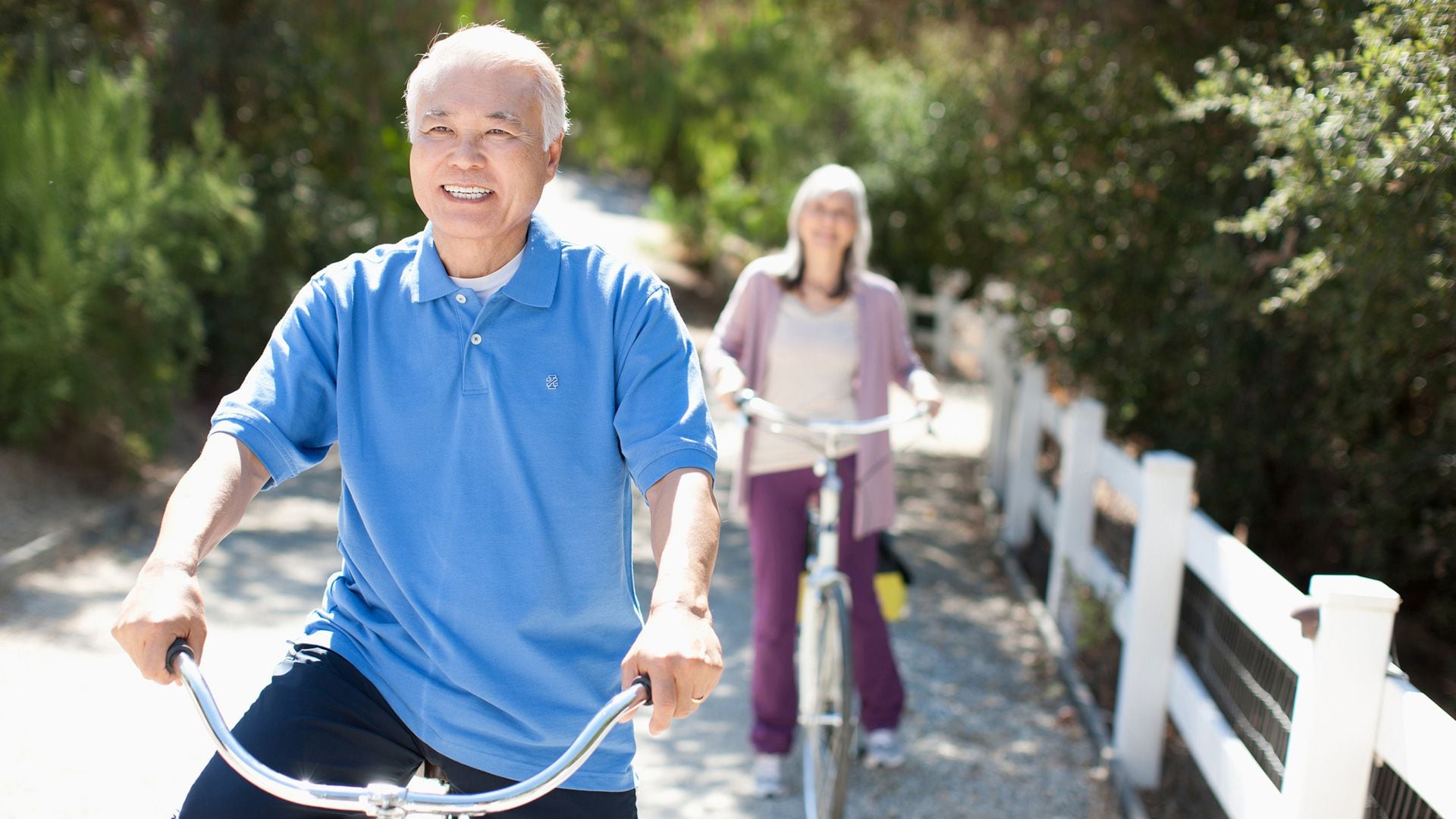 Las personas mayores de 70 años tienen requisitos específicos de vitamina D, con una recomendación diaria de 800 unidades internacionales para mantener una salud óptima
Getty