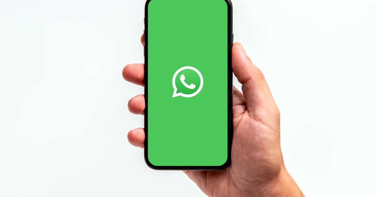These are the phones that WhatsApp will stop working on in April
