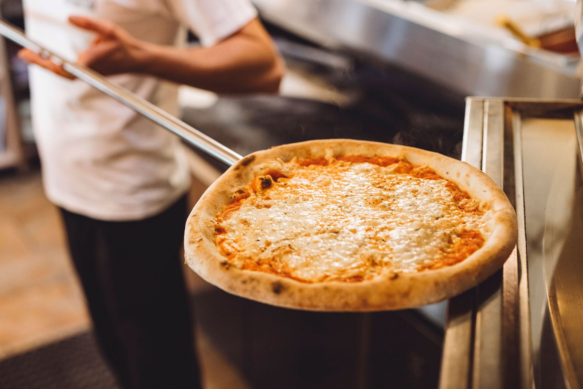 En todo el ranking, el riguroso jurado eligió 63 pizzerías de Europa, entre las que se destacó ampliamente Italia con 45 locales (Getty)