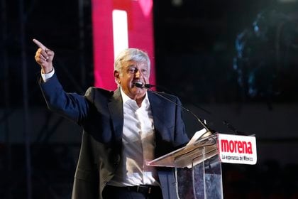 El hombre que recibió el presunto contrato habría sido promotor de la campaña de López Obrador  (Foto: EFE)
