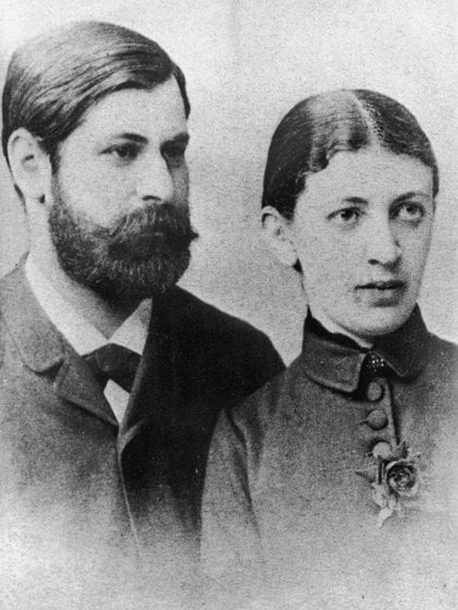 La foto de la boda de Sigmund Freud y Martha, Se casaron el 13 de septiembre de 1886 en el ayuntamiento de Wandesbek (Authenticated News/Getty Images)