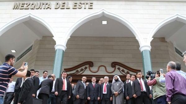 La Mezquita del Este, en Ciudad del Este. En la foto, el ex presidente paraguayo Horacio Cartes