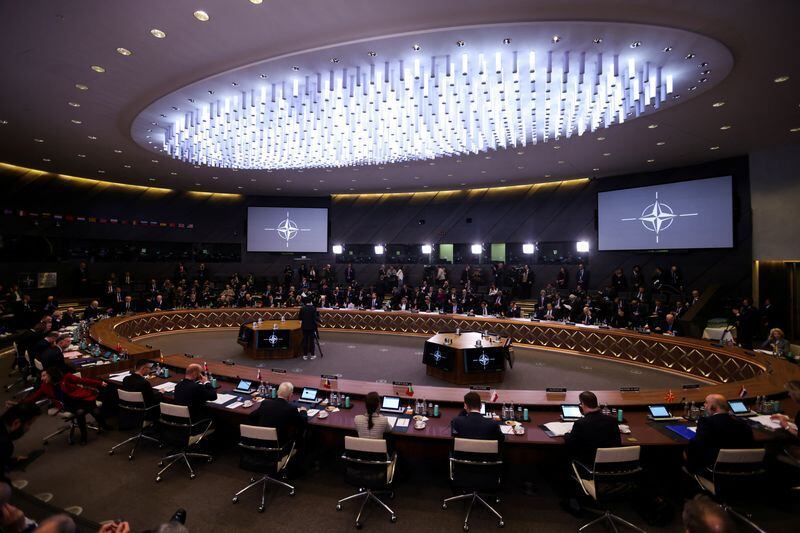Este año los ministros de Defensa de la OTAN volvieron a reunirse de manera virtual (Foto: REUTERS/Johanna Geron)