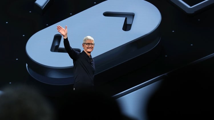 Tim Cook, CEO de Apple, durante el evento anual de desarrolladores (AFP)