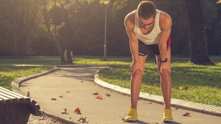 Hay quienes se desaniman porque el cansancio los afecta rápidamente (iStock)