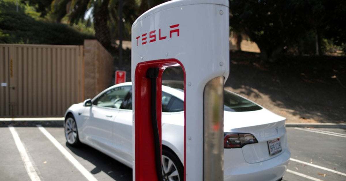 Tesla anunció que fabricará sus propias baterías y un nuevo automóvil  eléctrico de USD 25.000 - Infobae