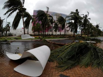 Quintana Roo podría ser uno de los estados más afectados por la tormenta (Foto:Alonso Cupul/EFE)
