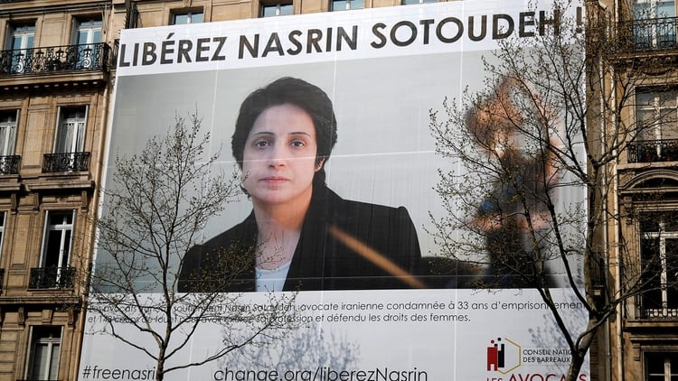 Una cartel en Europa pidiendo por la liberaciÃ³n de Sotude (Reuters)